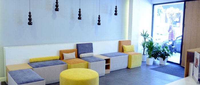 user-clinic-waiting-room